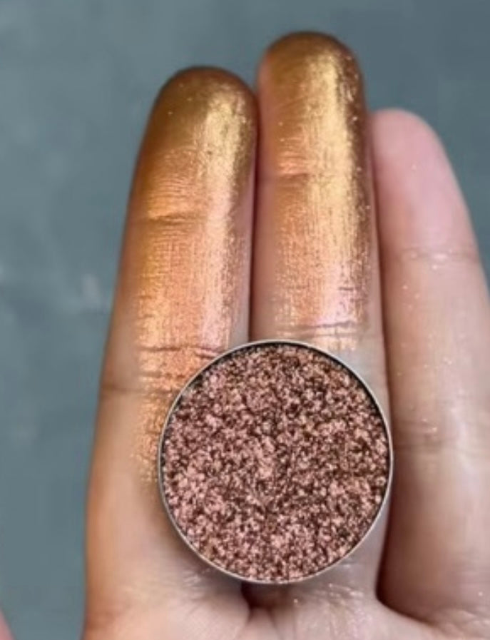 Sand blast duo chrome eyeshadow