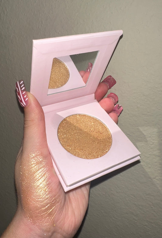 Golden goddess highlighter